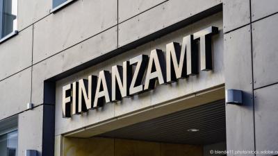 Arbeiten im Finanzamt